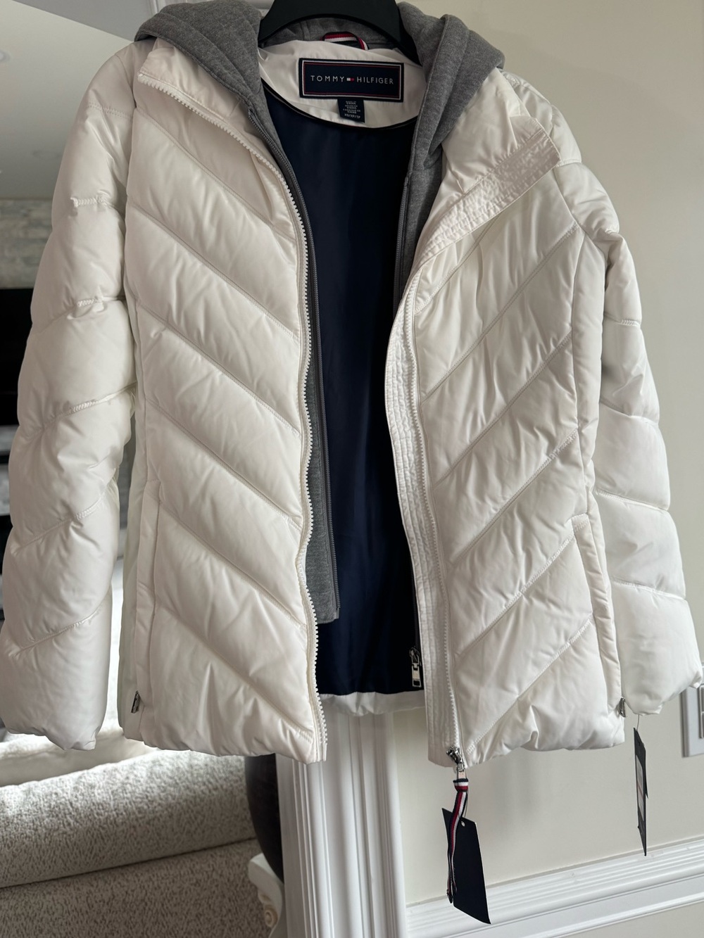 Tommy Hilfiger White Quilted Hooded Puffer Jacket